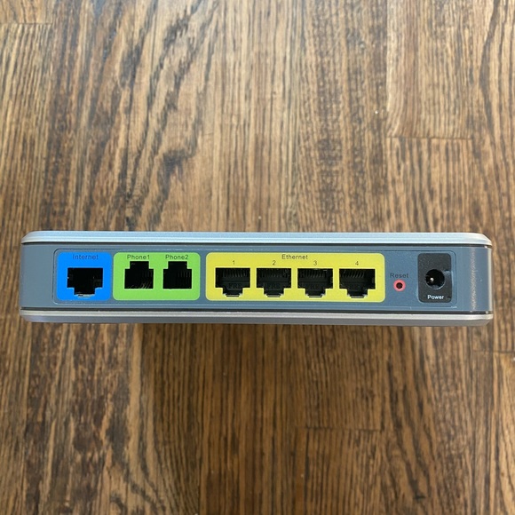 Linksys broadband router with 2 phone ports - Picture 5 of 6